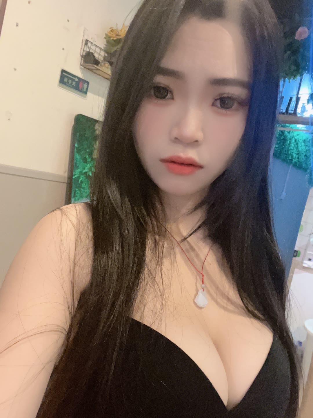 有肉感丰乳出水小妹妹