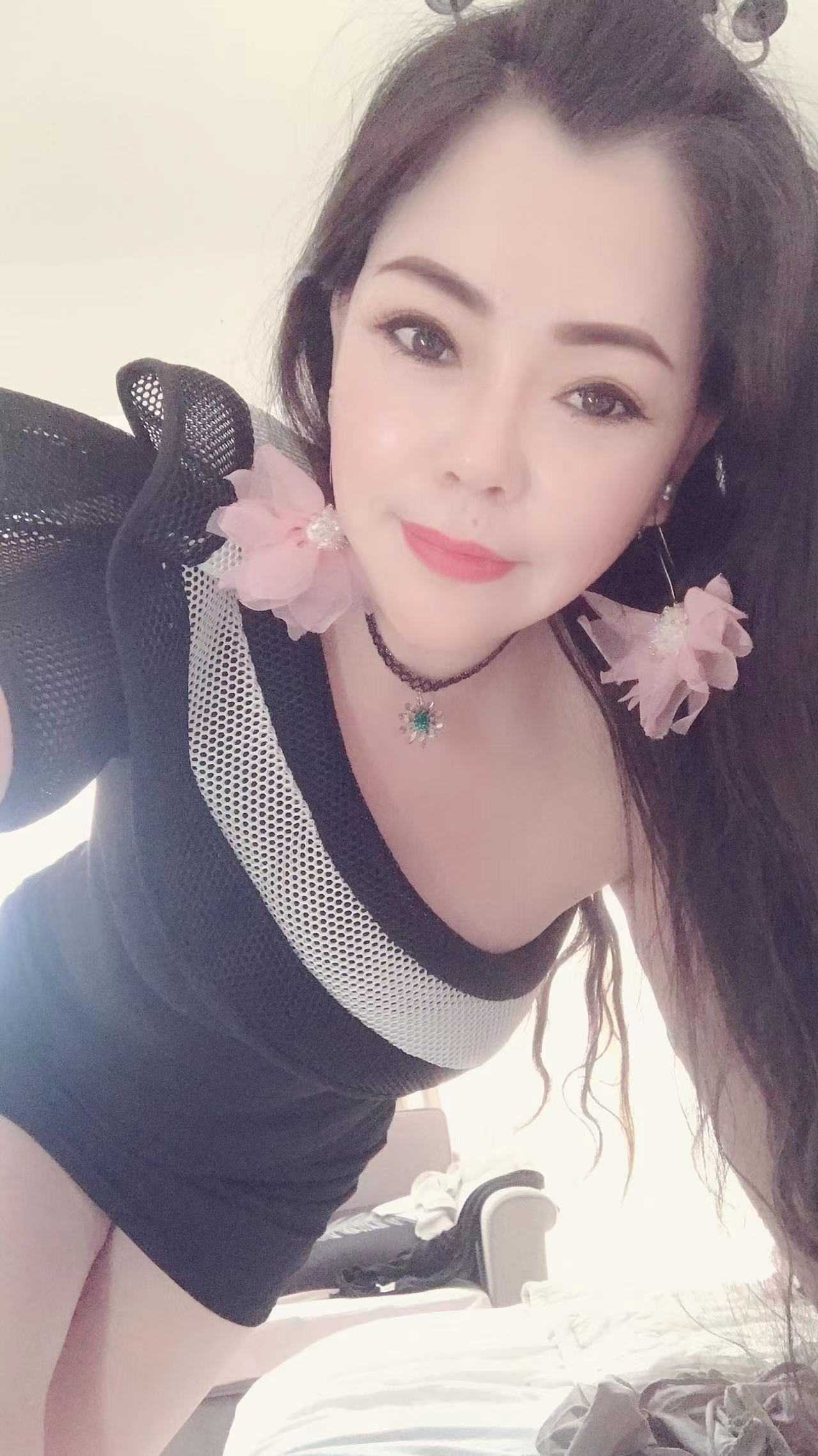 性价比高的妩媚少妇