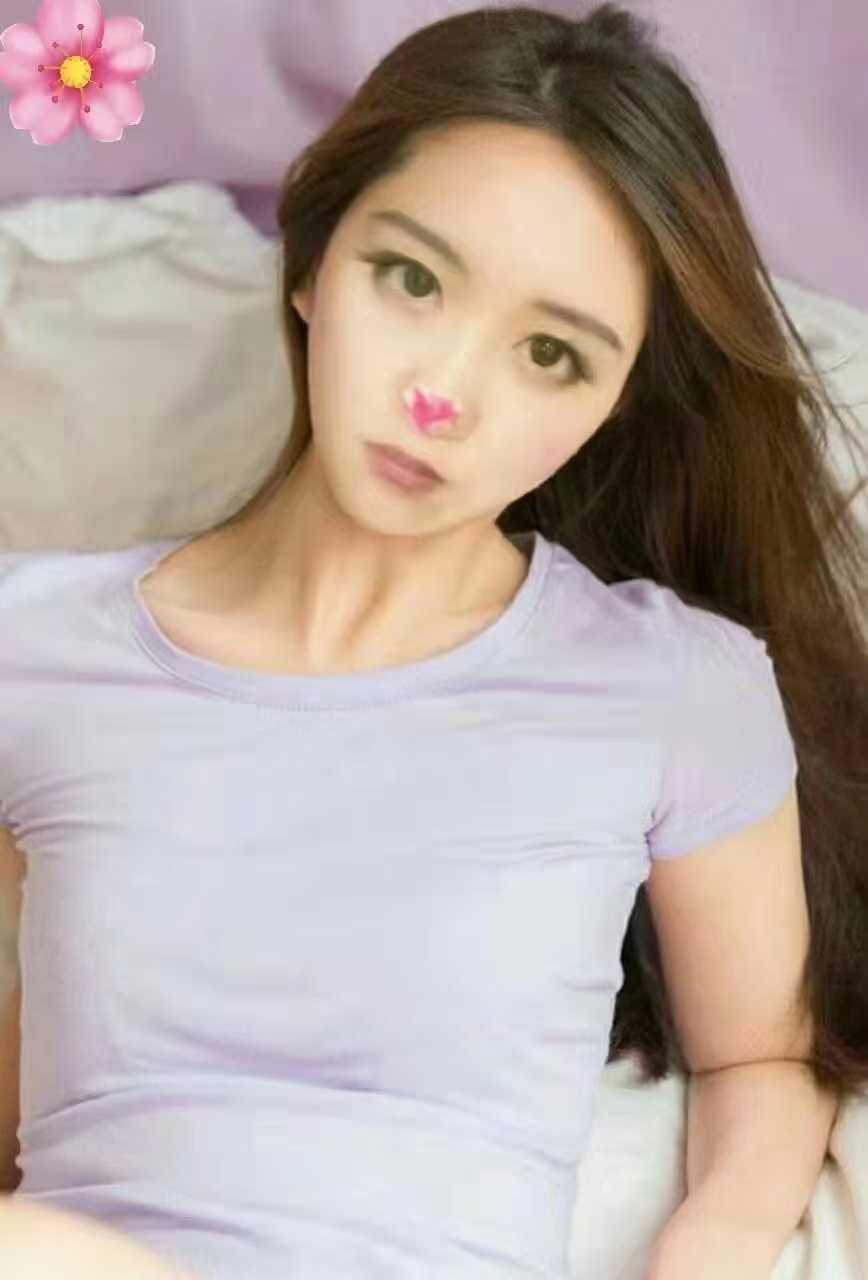 很有感觉的小姐姐