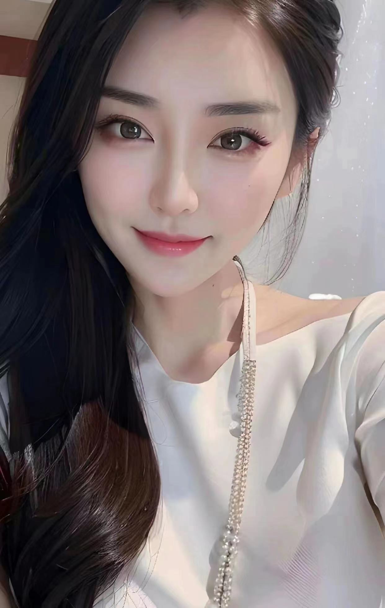 翘屁股后入很爽