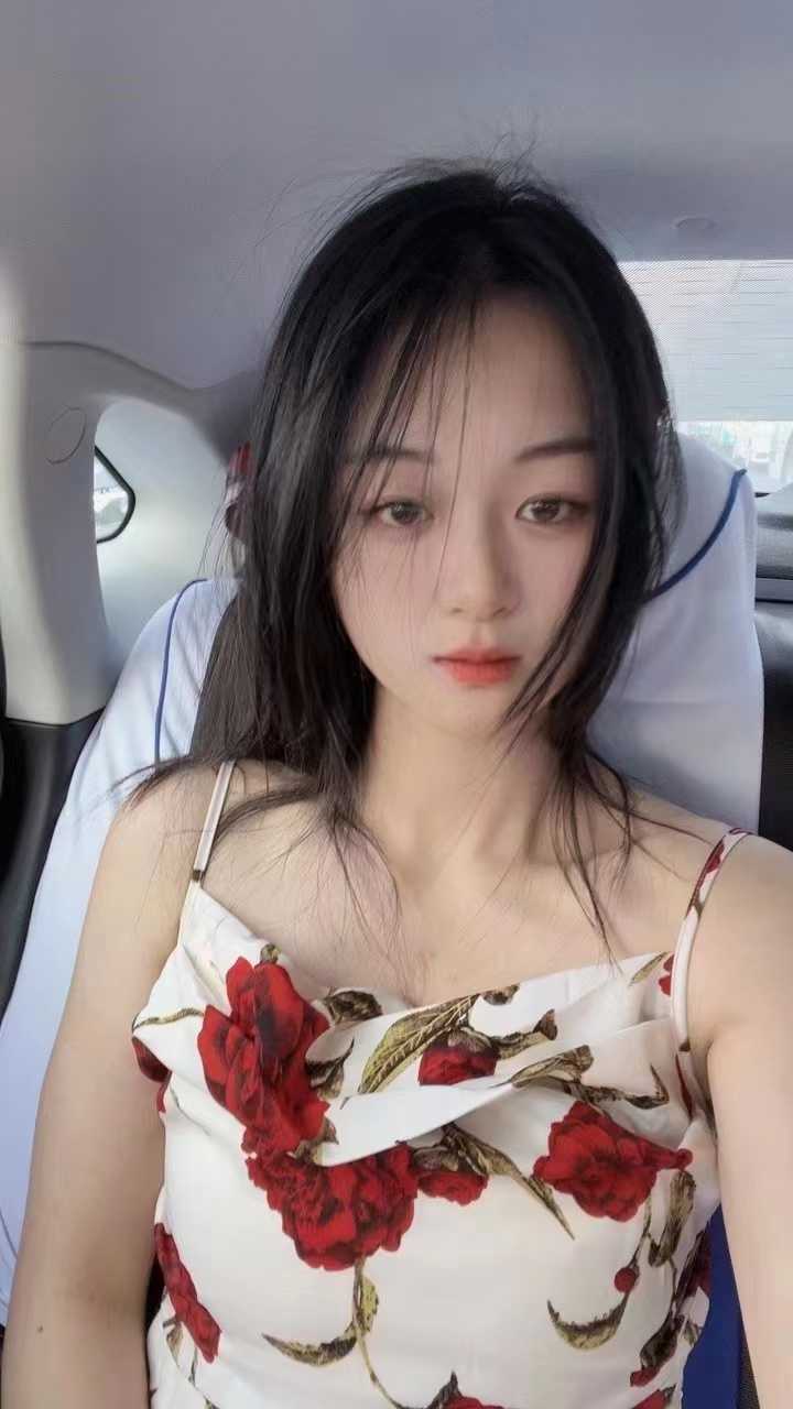 性感妖娆的漂亮小妹