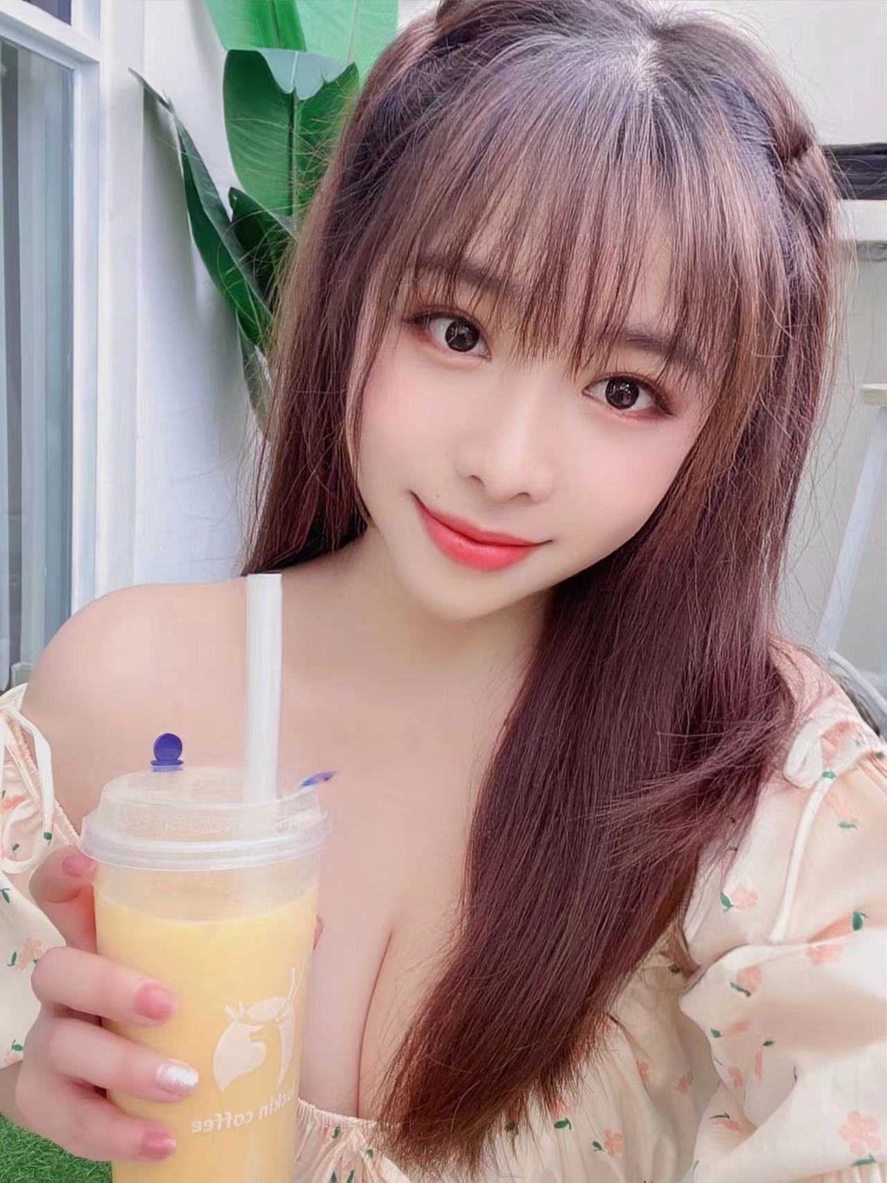 六合龙湖附近小妹