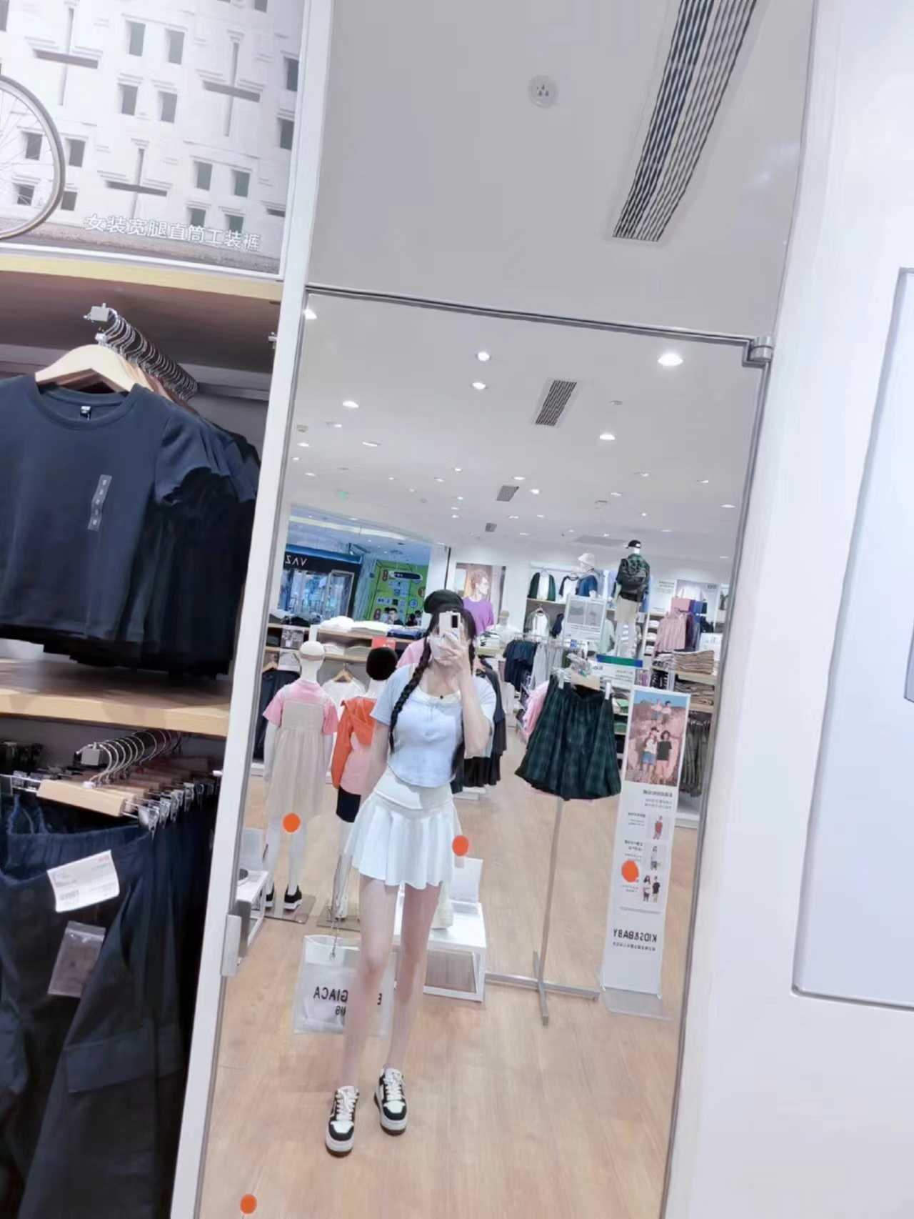 年轻小妹妹，水多嫩