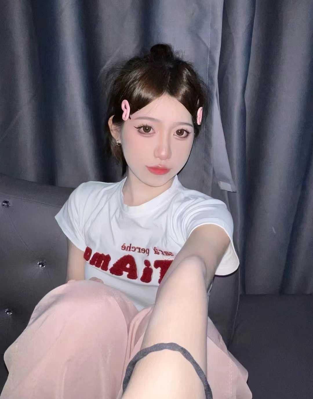 很爽，搞得小姐姐一颤一颤的