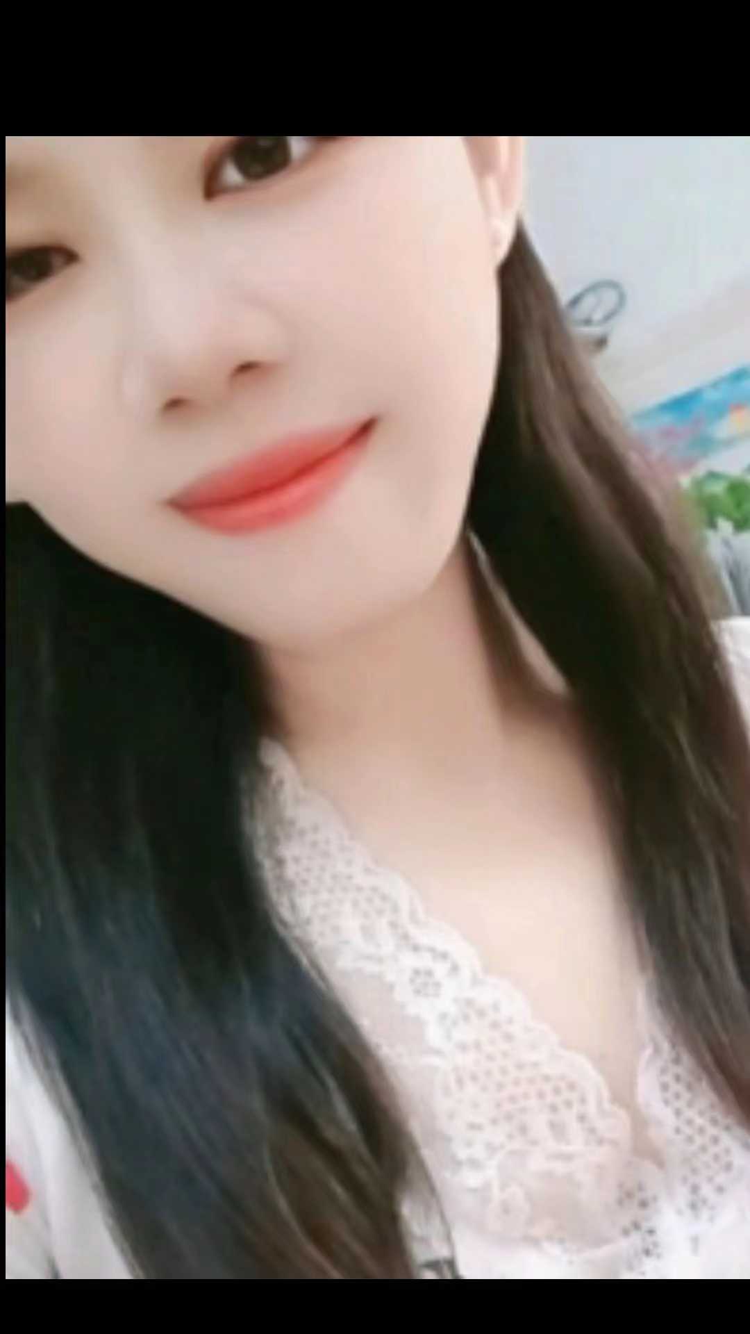 一边猛入一边把玩两个大奶舒舒服服缴枪