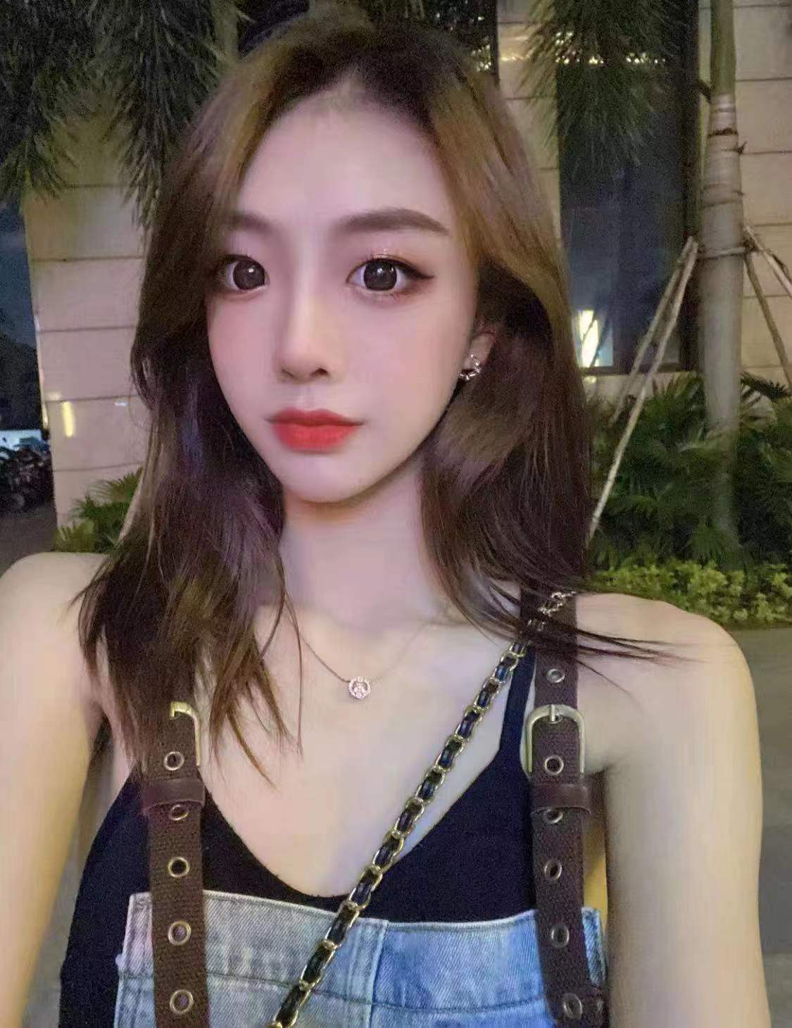 特别性感，有颜有身材