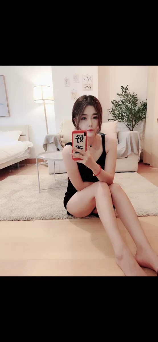 长腿美眉后入爽