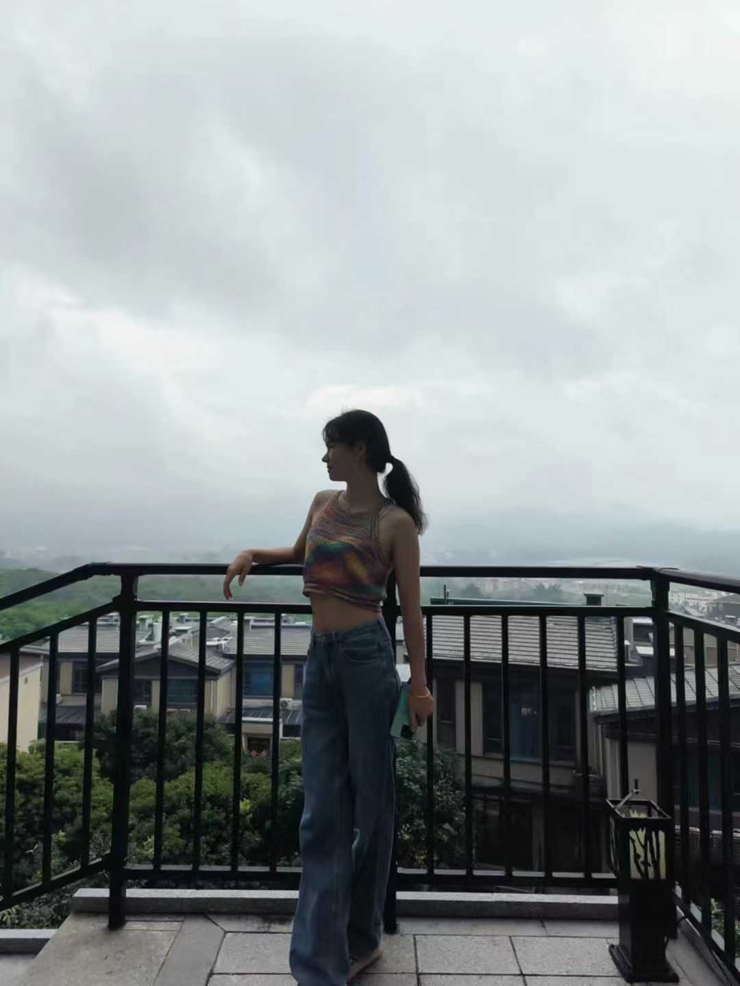 天河抓龙茎手法一流的小仙女