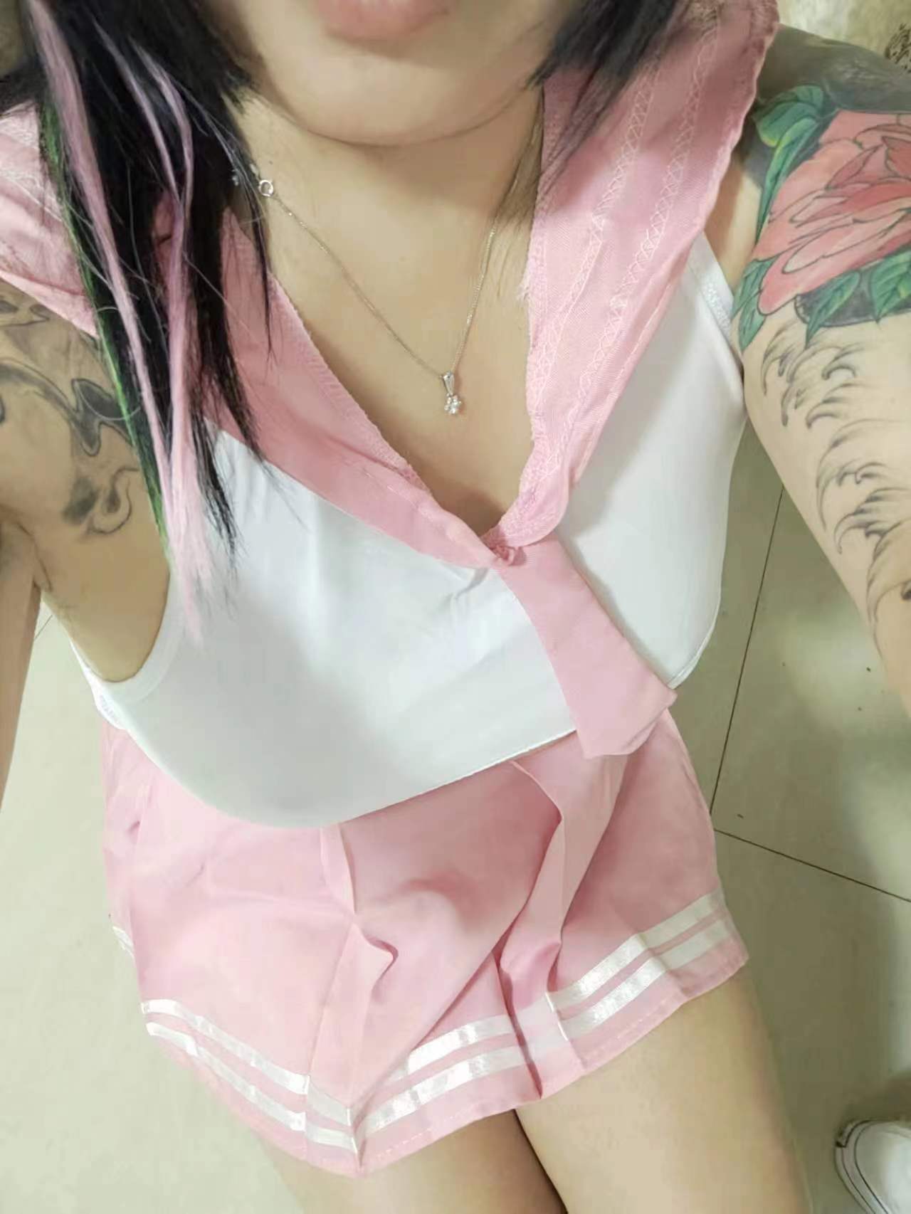 卧龙区丰满型小姐姐纹身不错