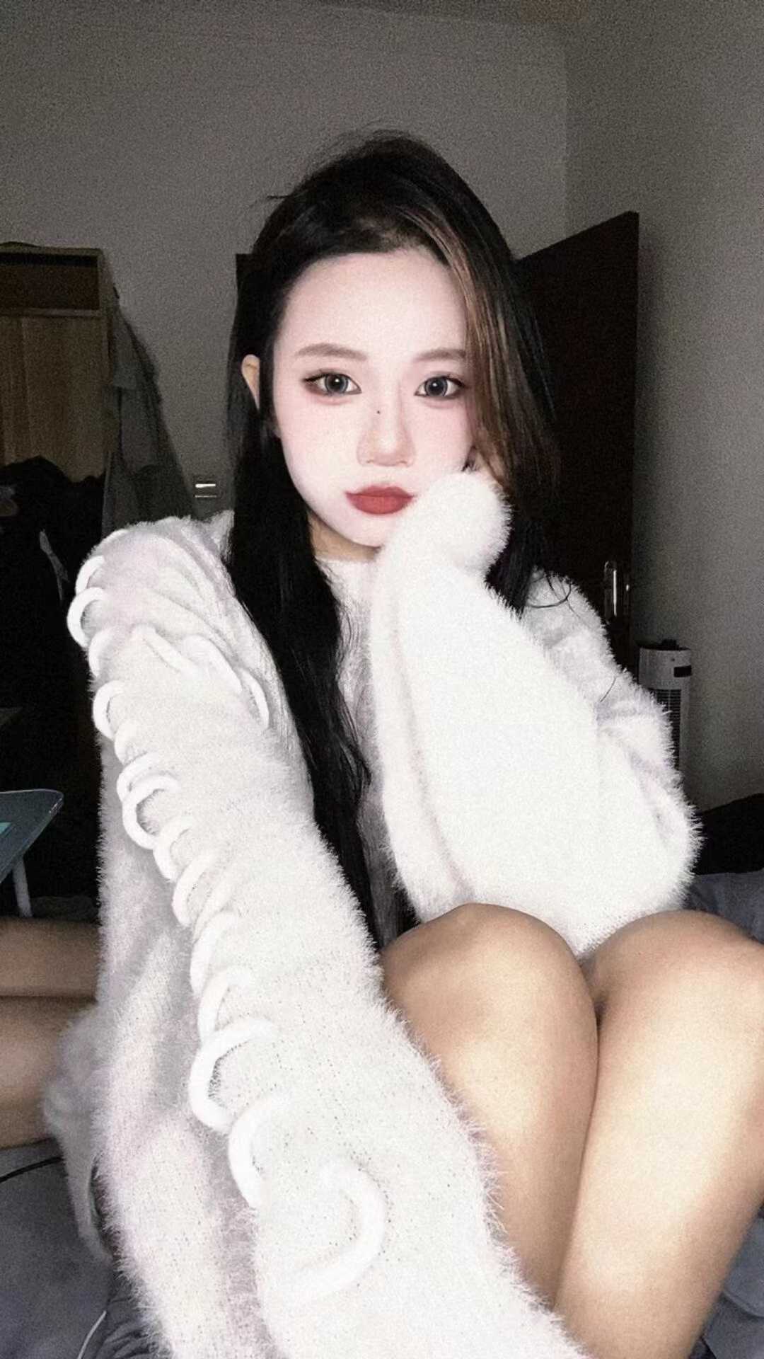 观山湖00后高颜值小姐姐