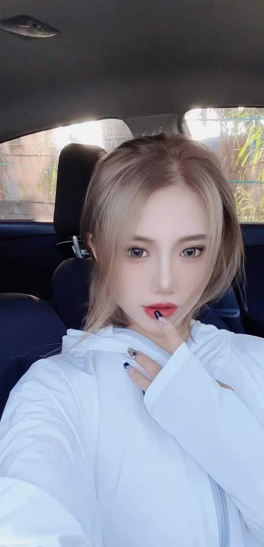 观山湖00后高颜值小姐姐