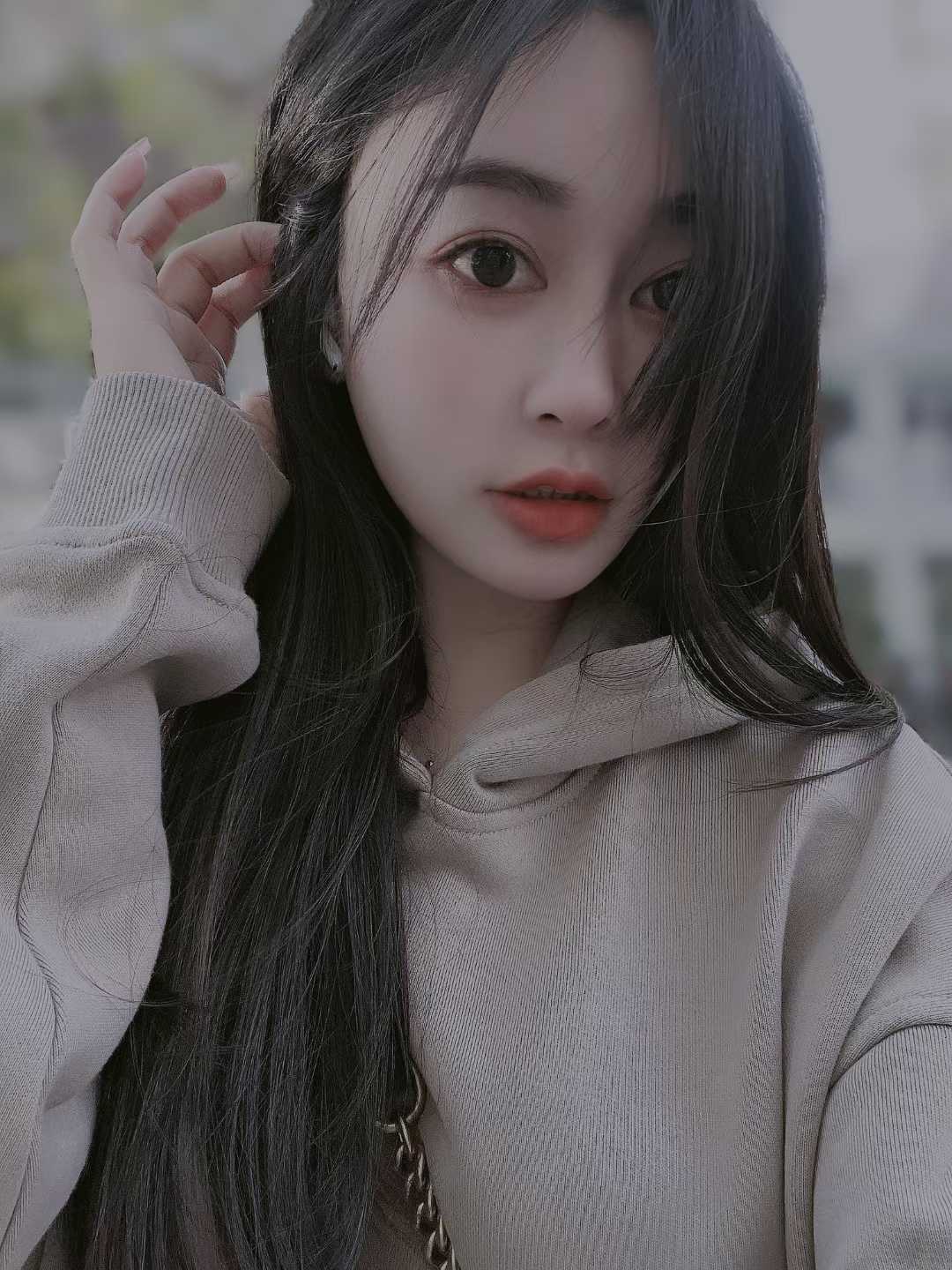 人美，服务态度很好