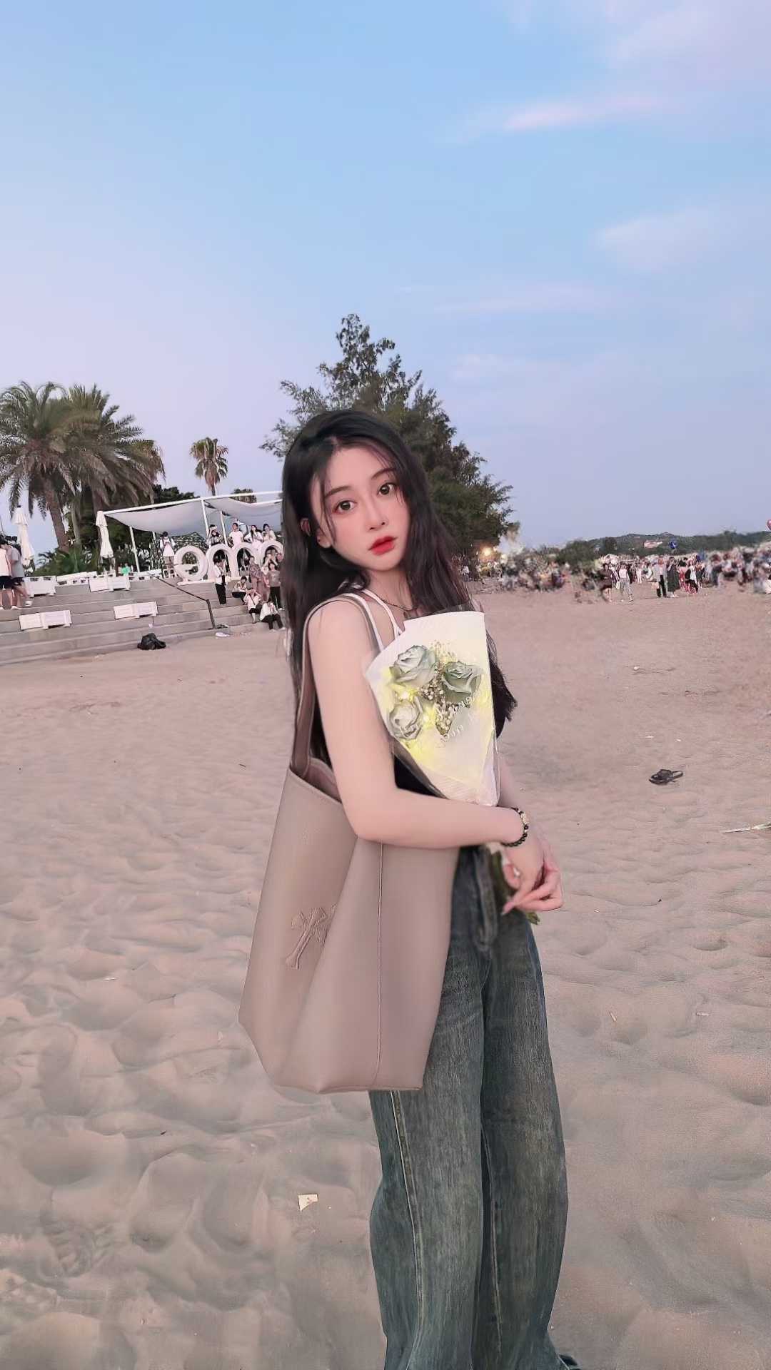 人美，服务态度很好