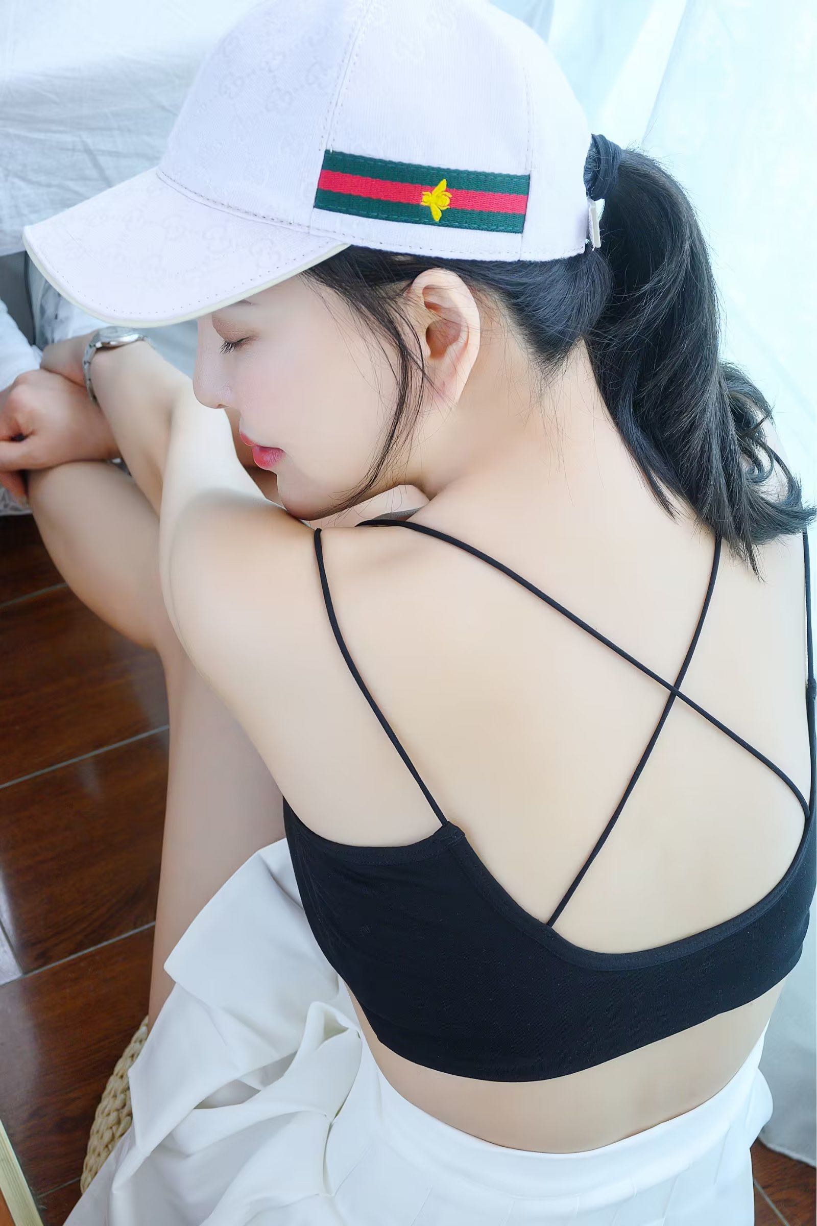 万象城丰满少妇