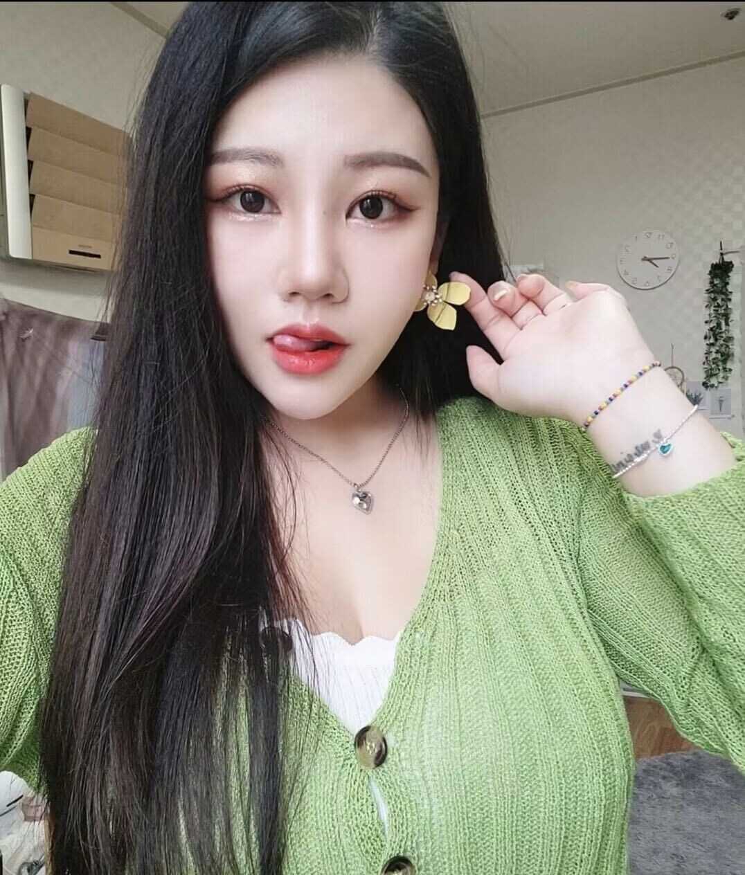 情趣大奶Sao少妇