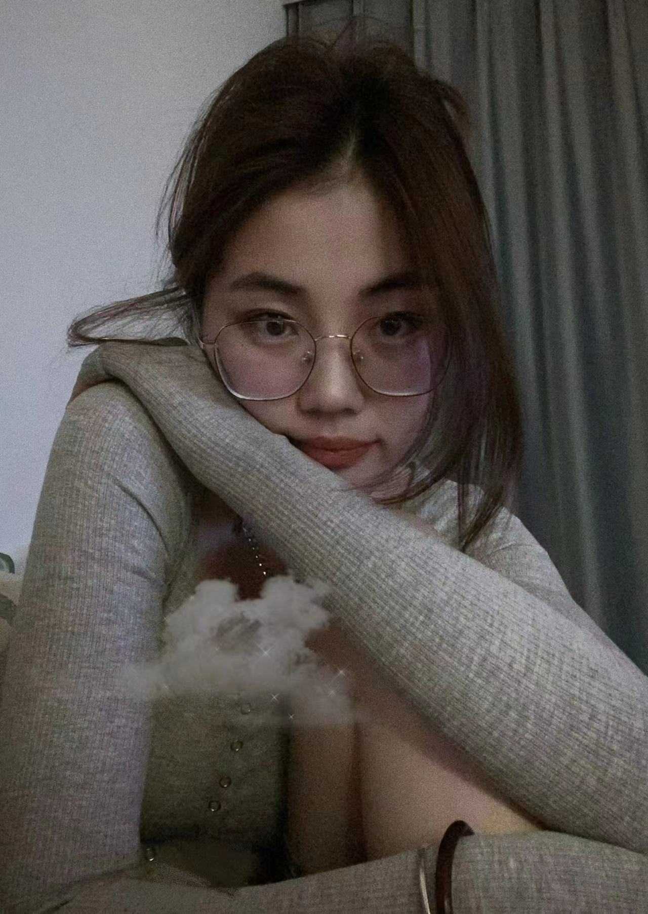 性感年轻妹子值得试试