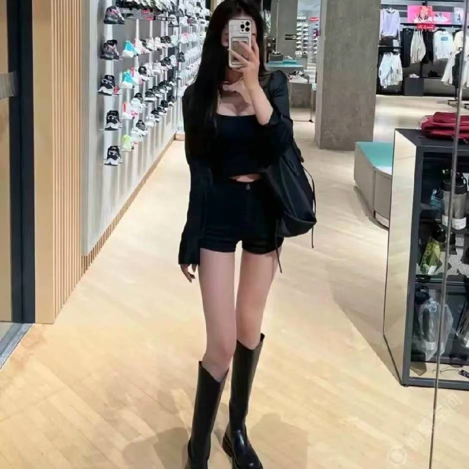 性感磨人的小妖精