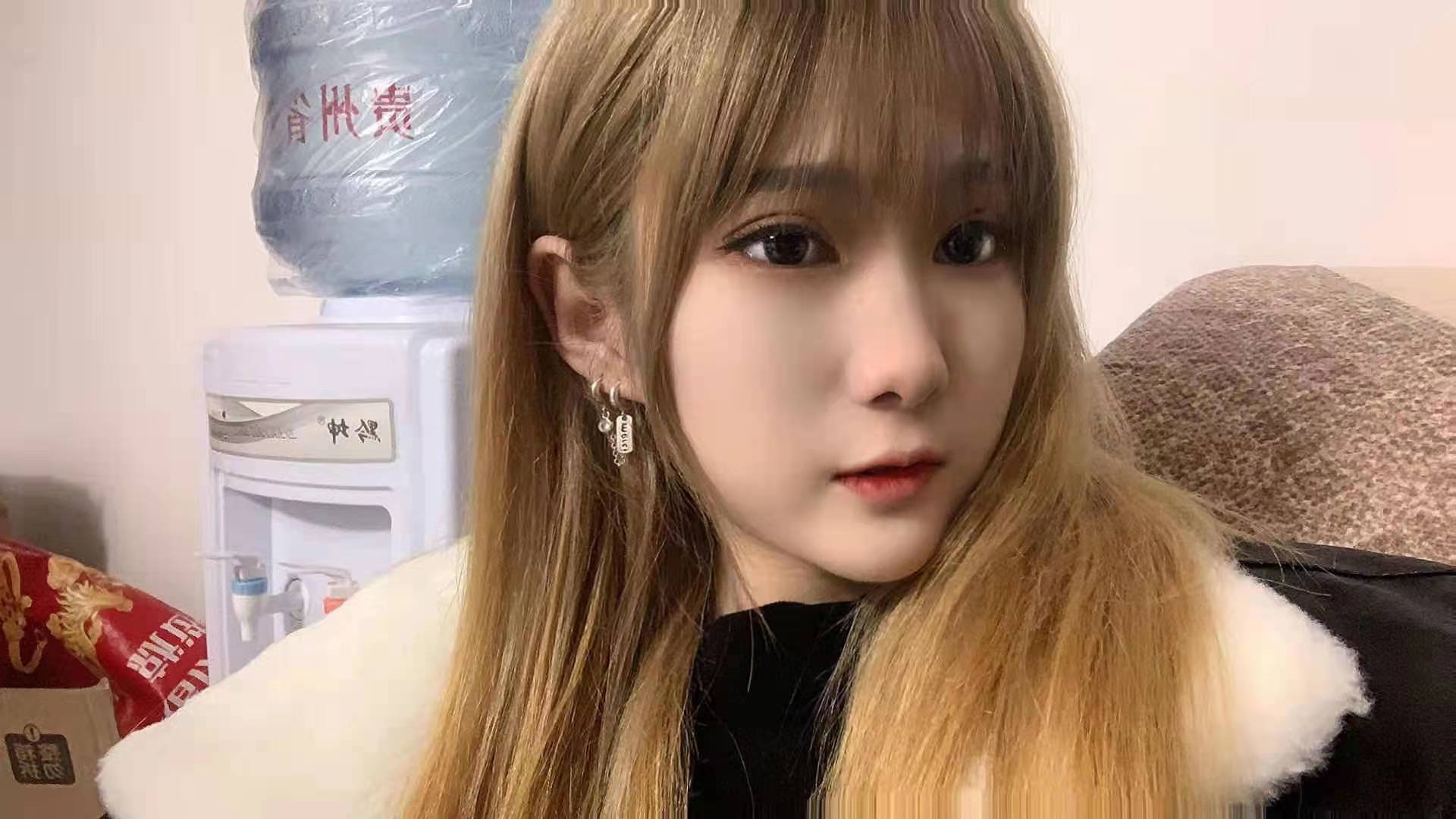 口的很认真，毫无齿感