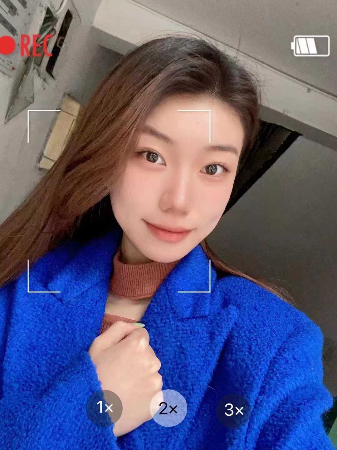 被小姐姐吞入口中，进进出出很爽