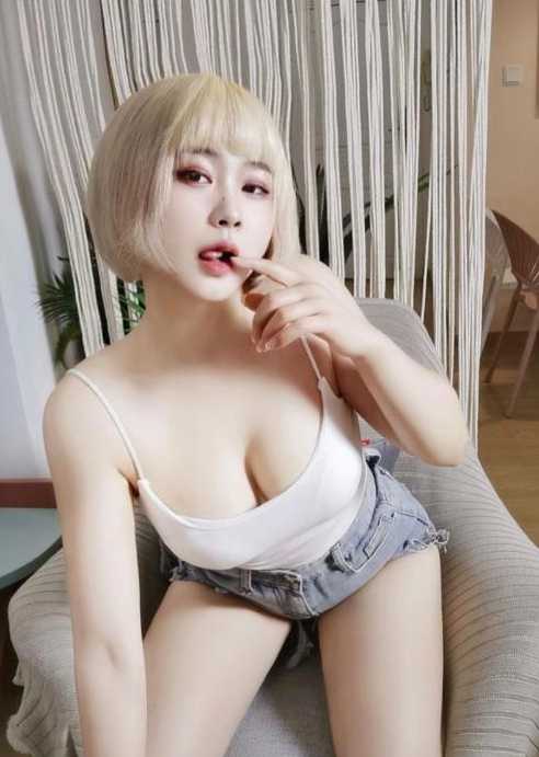 南山后入风Sao翘臀