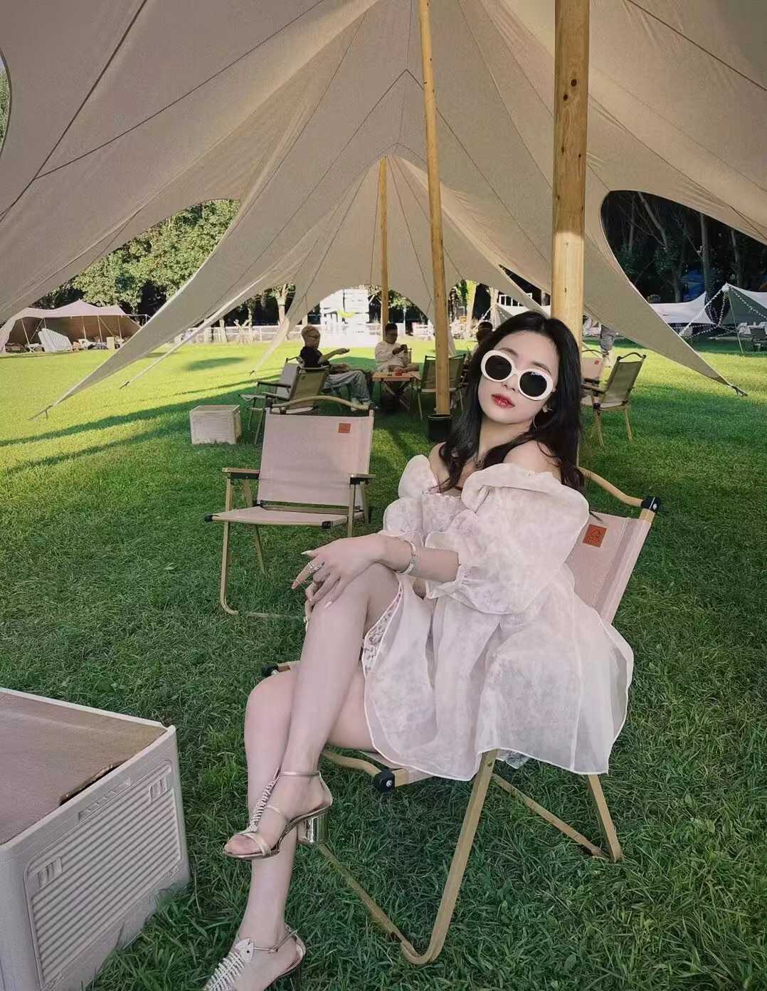 皮肤白貌美如花，叫声好听