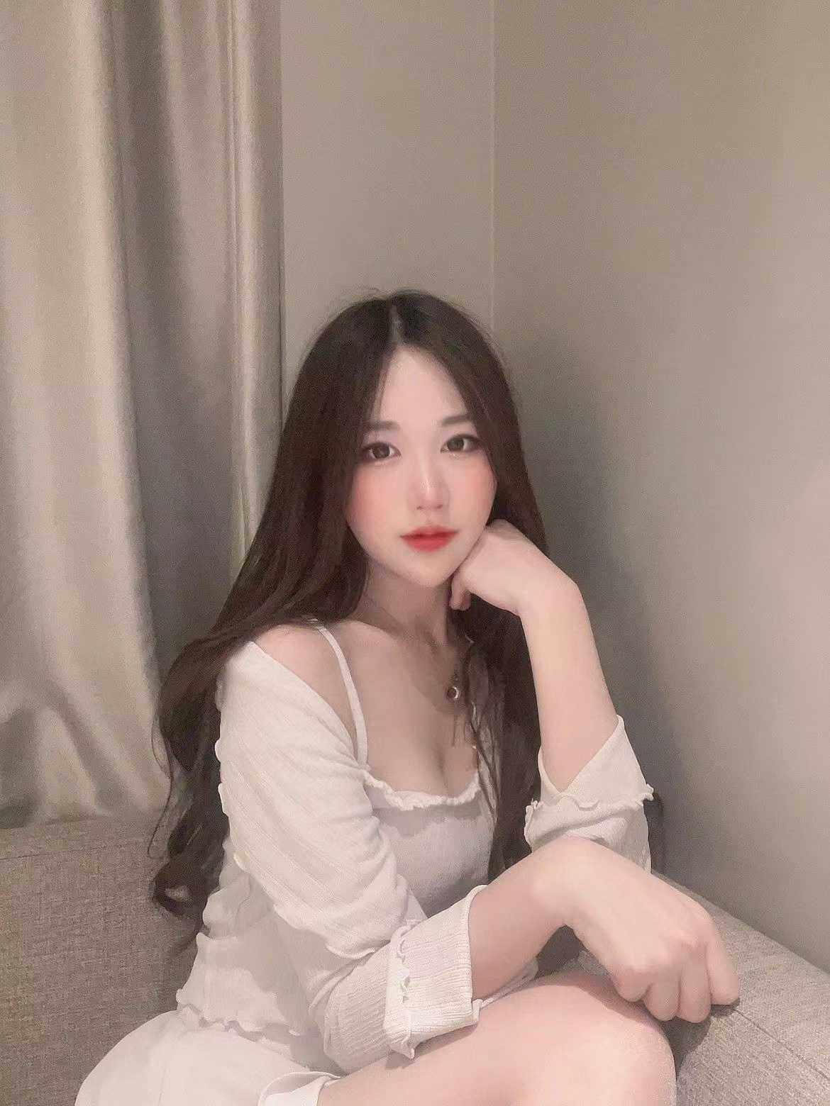 雁塔区大胸小姐姐