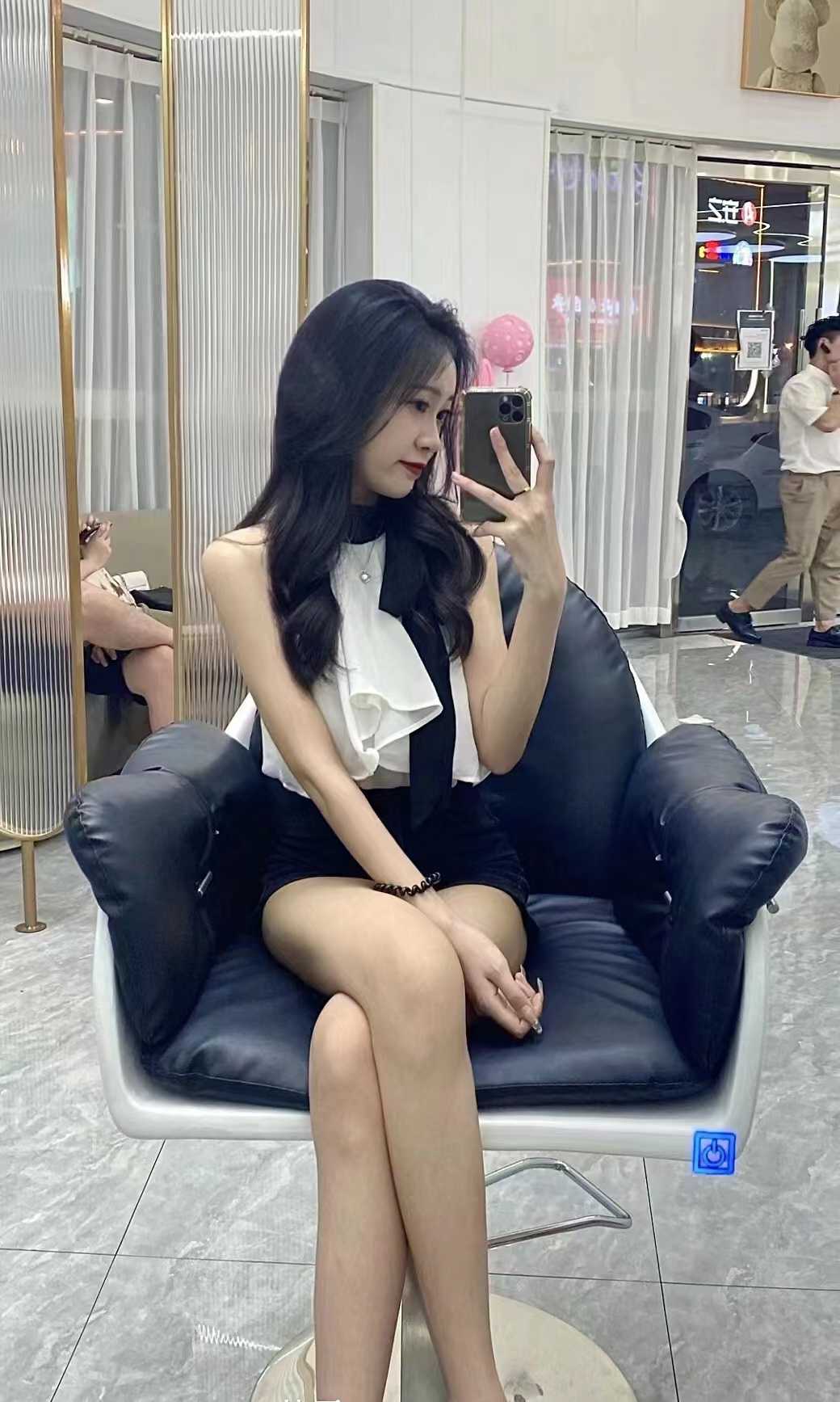 身材一流，床上叫的很销魂