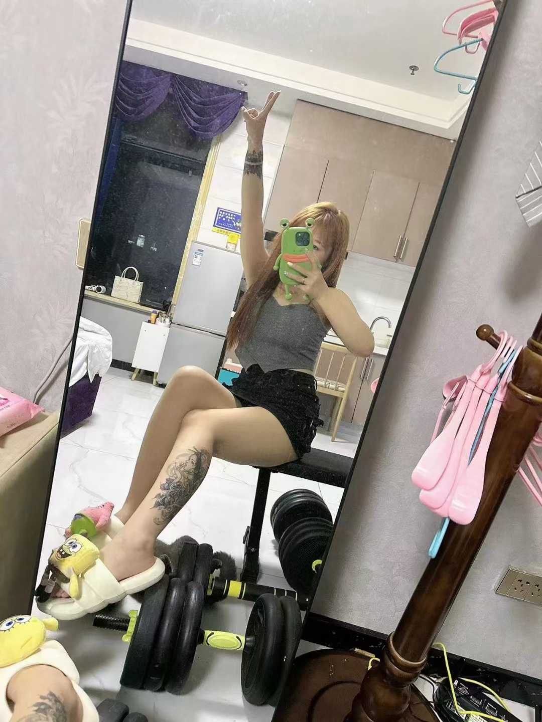 没一点风尘味的粉嫩女神