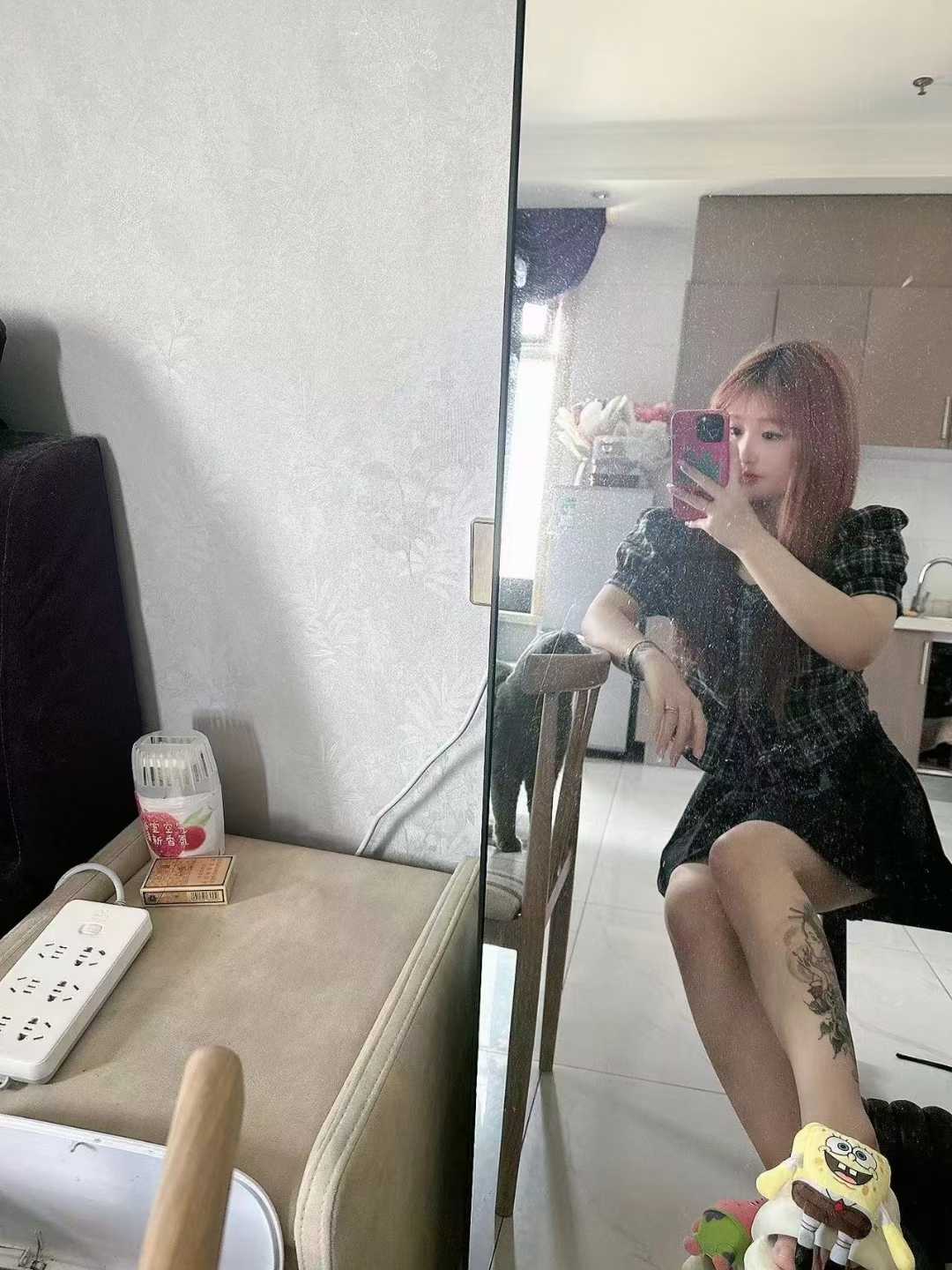 没一点风尘味的粉嫩女神