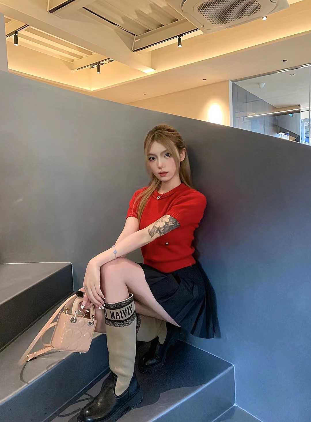 十八九岁的嫩妹，不错的体验