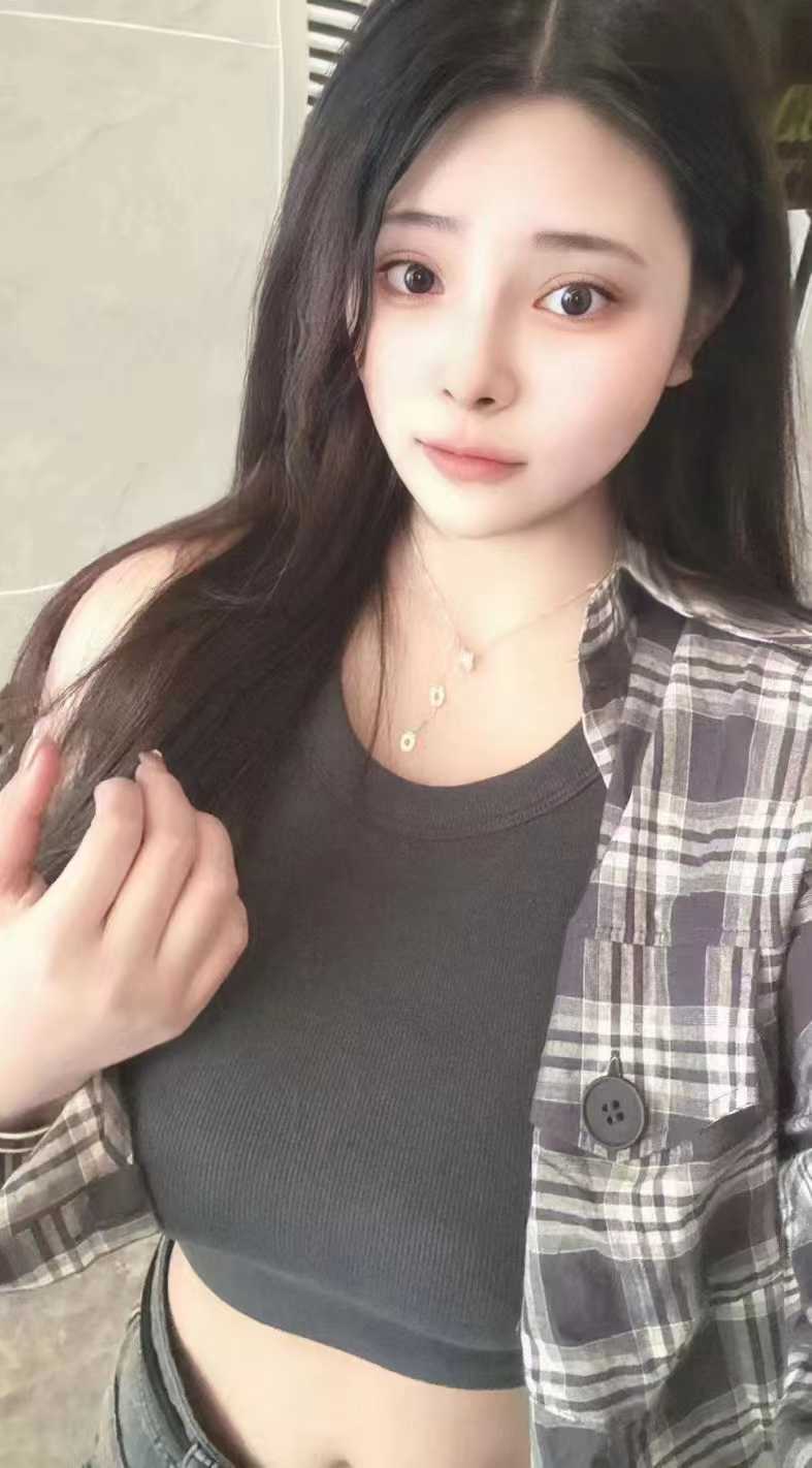 惠州自称很懂男人的小花