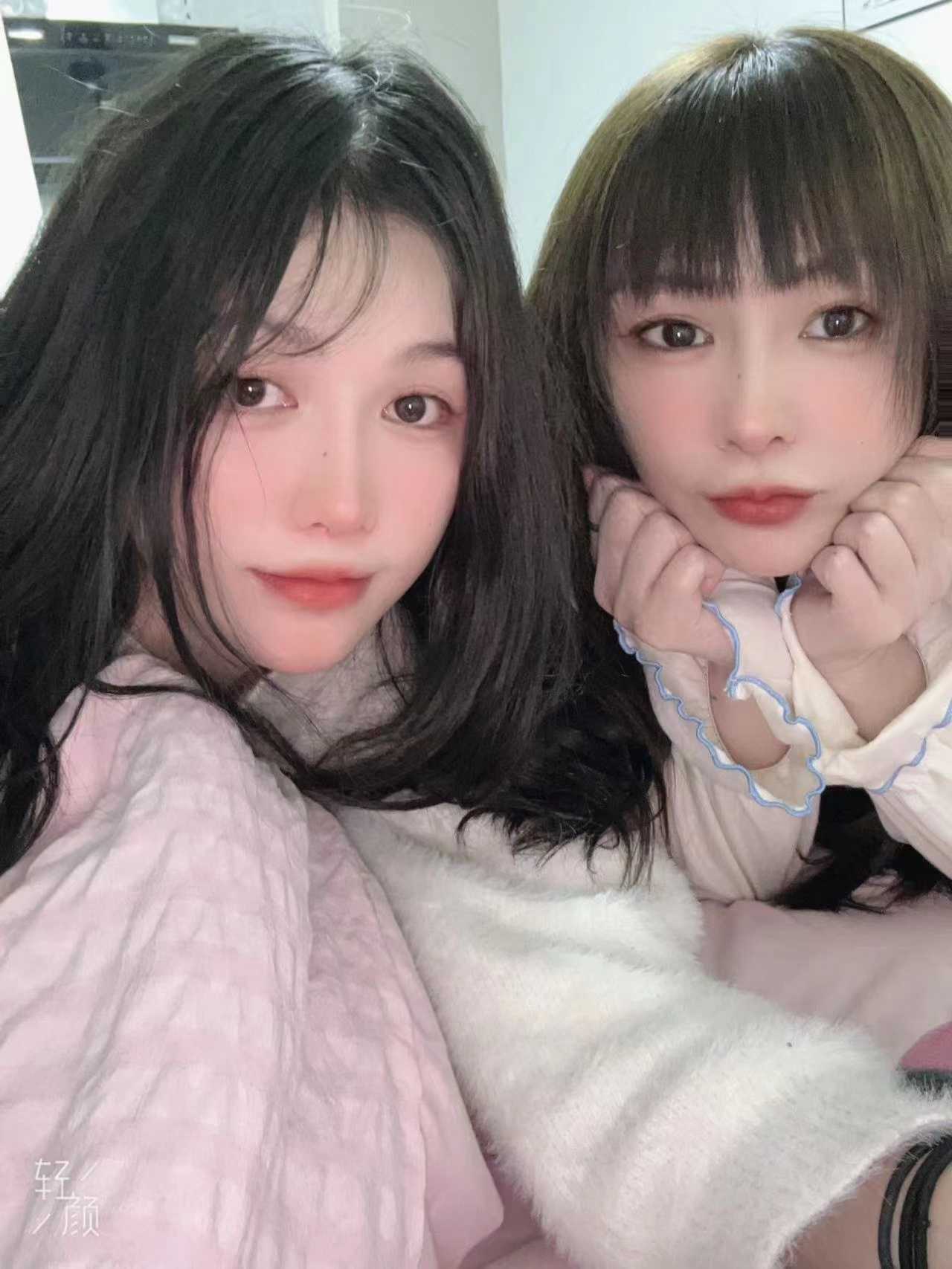 双飞小姐妹太爽了