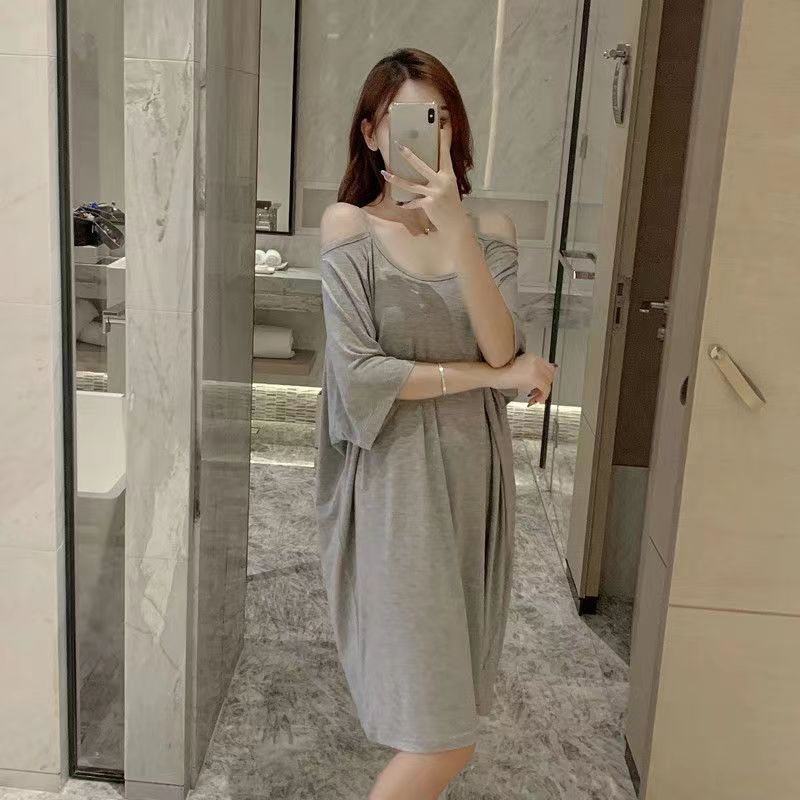 中项美丽的小姐姐