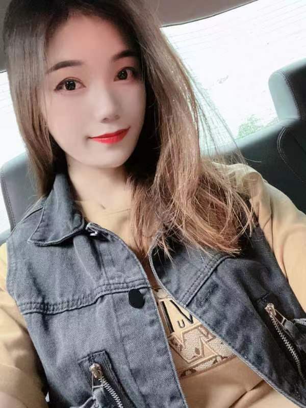 张家界的小姐姐