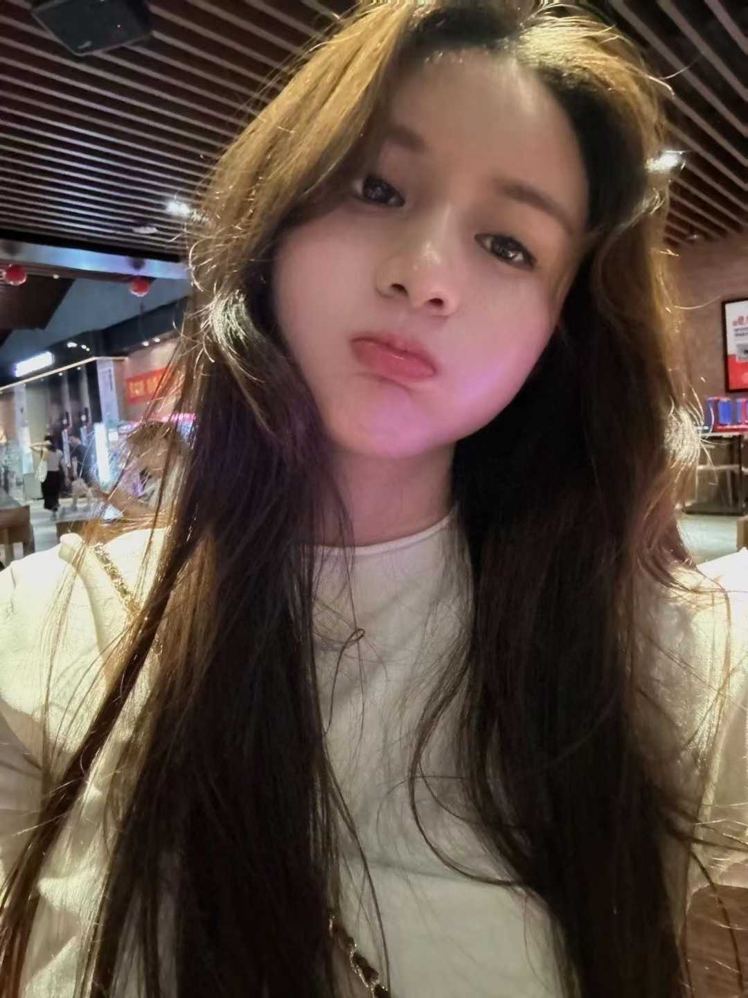 可甜可咸可性感小姐姐