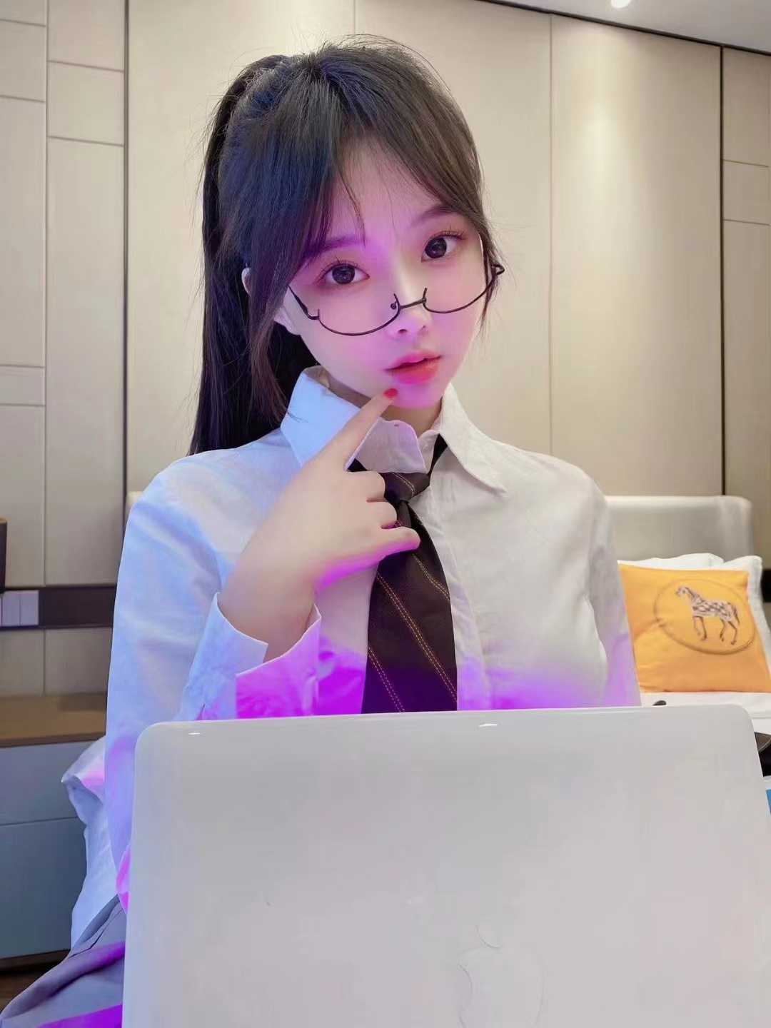 浦东超给力小姐姐一枚