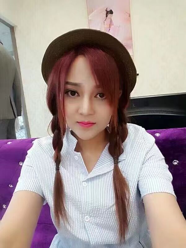 胸dh好,会呻吟,会搞得你心里痒痒的