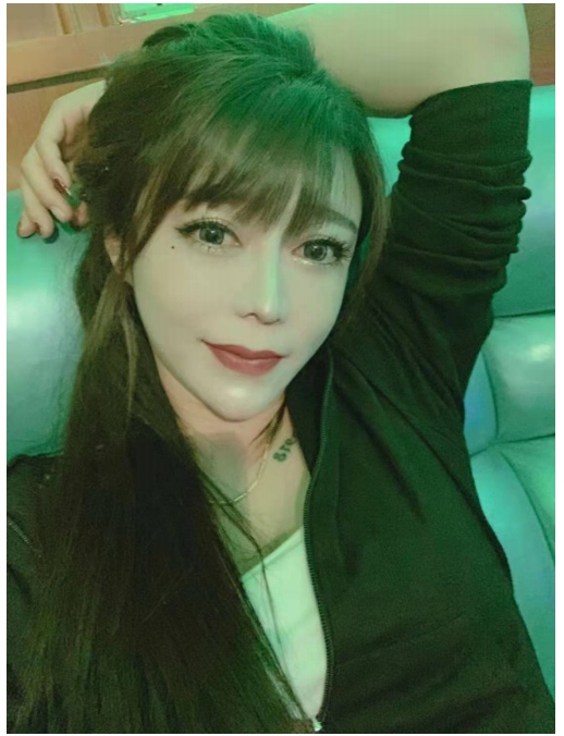 性感尤物胸大炮架子