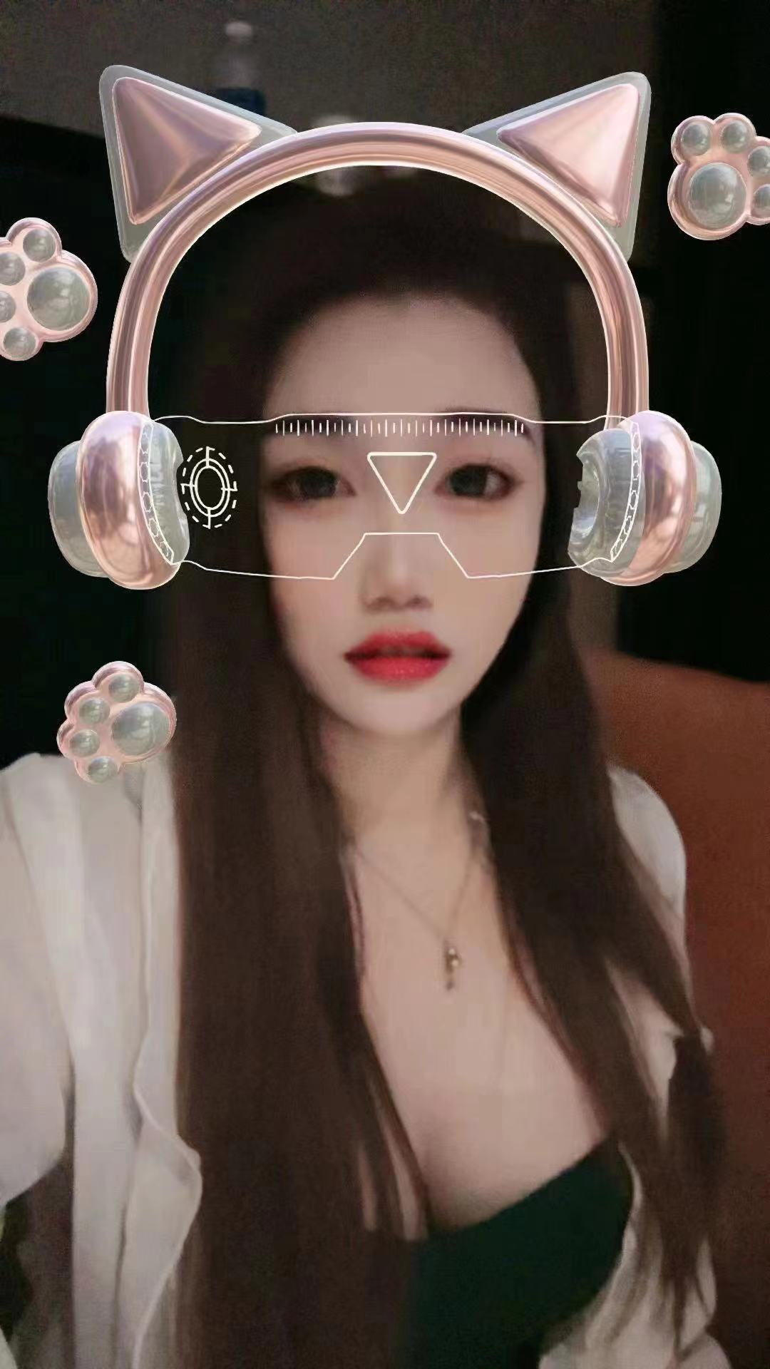 美女颜值好，身材高挑