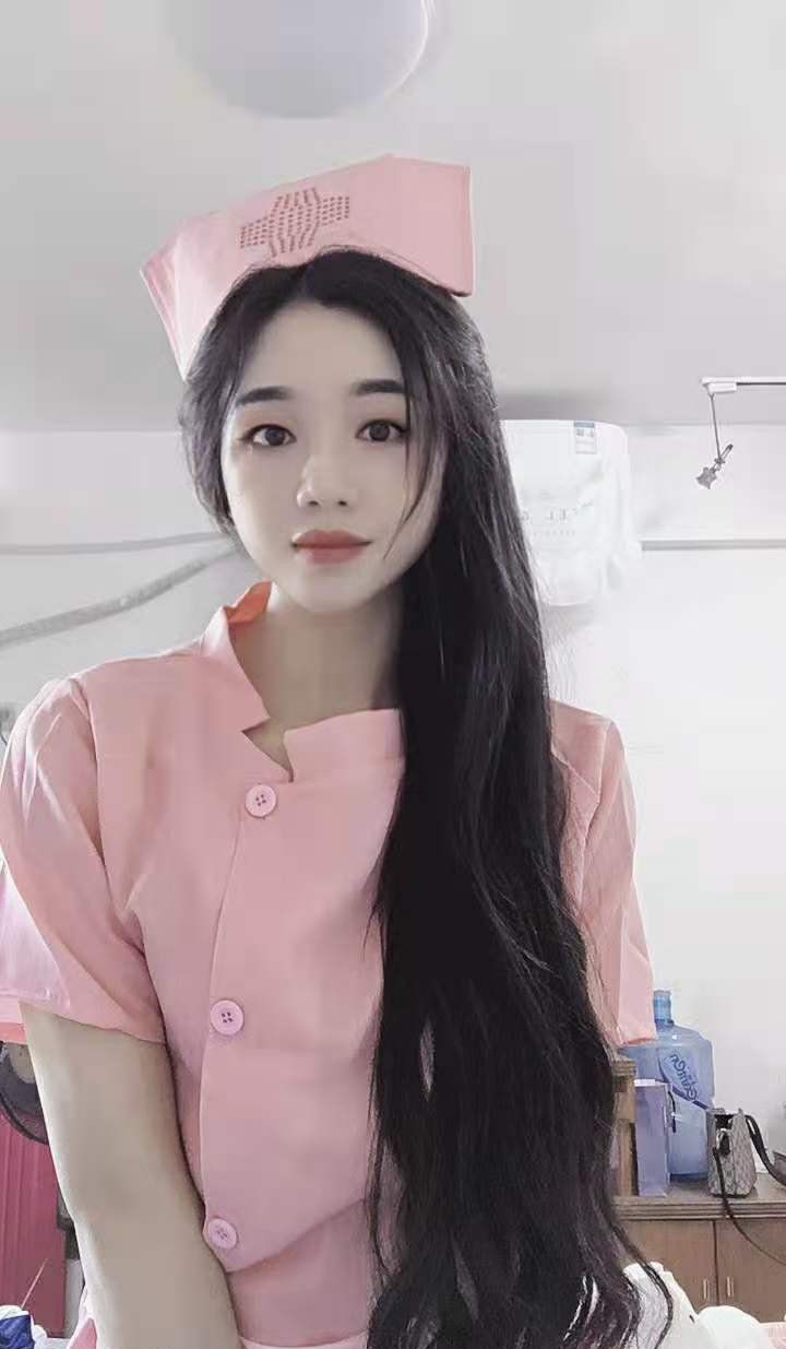 见面就叫老公的Sao妹子，很耐艹