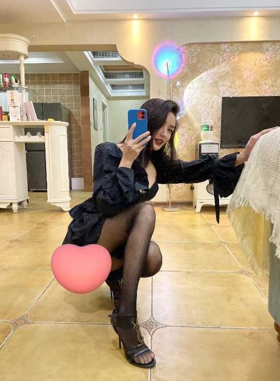 颜值身材爆表的少妇