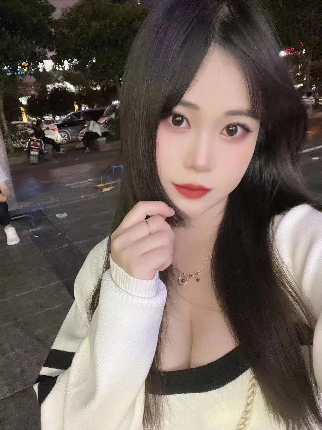 漂亮mm，月月，风sao