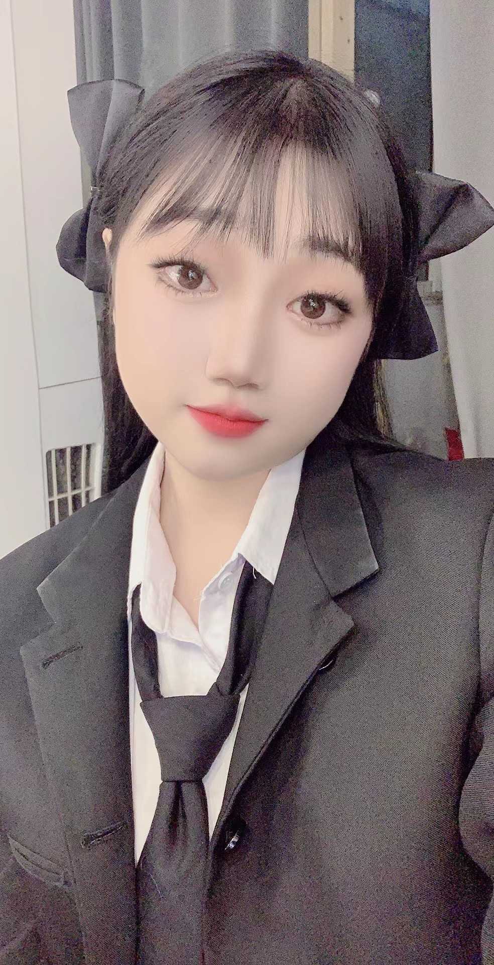 萝莉型妹妹温柔可爱