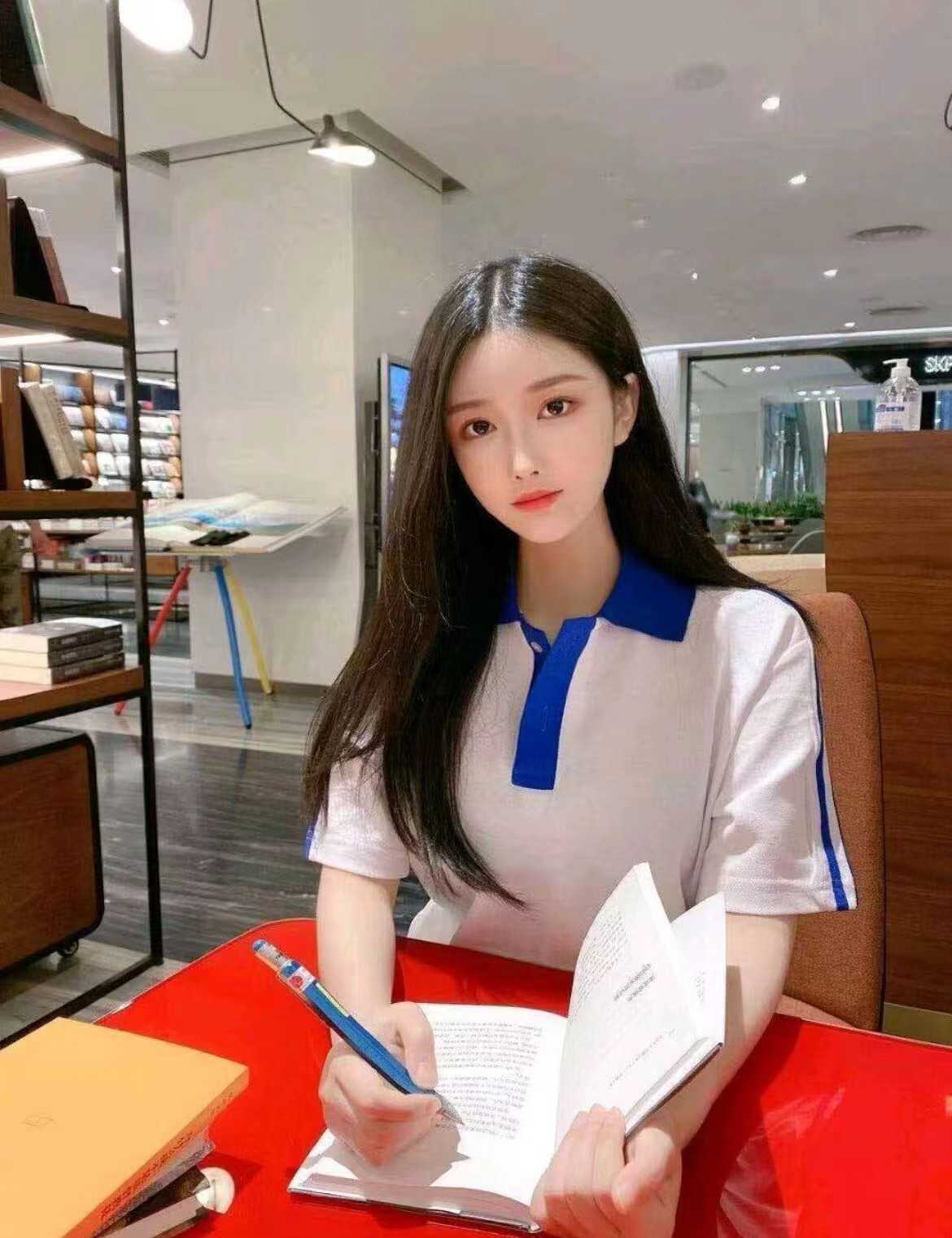 广州学妹偶尔外出