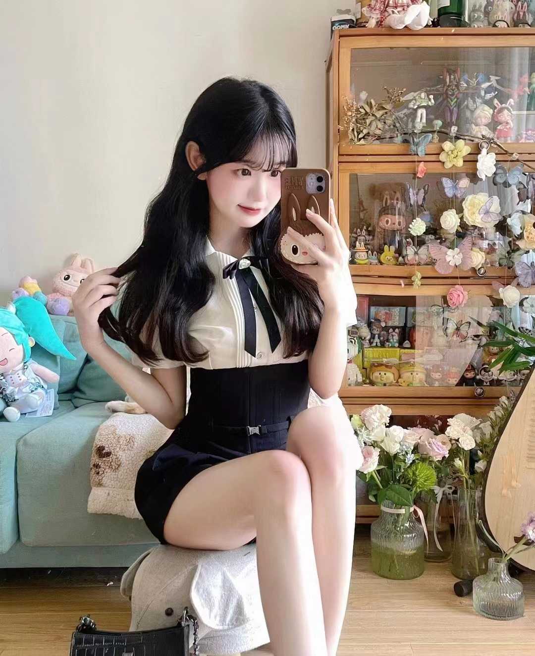 说话很好听，年轻漂亮