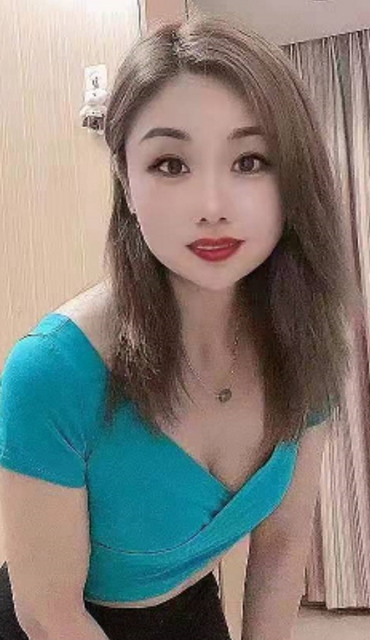 已经被调教好了的小姐姐