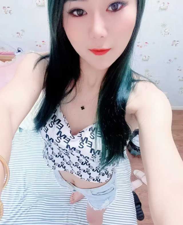 前凸后翘的湖南姑娘