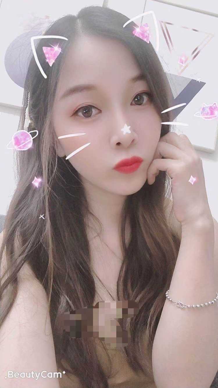 性价比超高的小姐姐