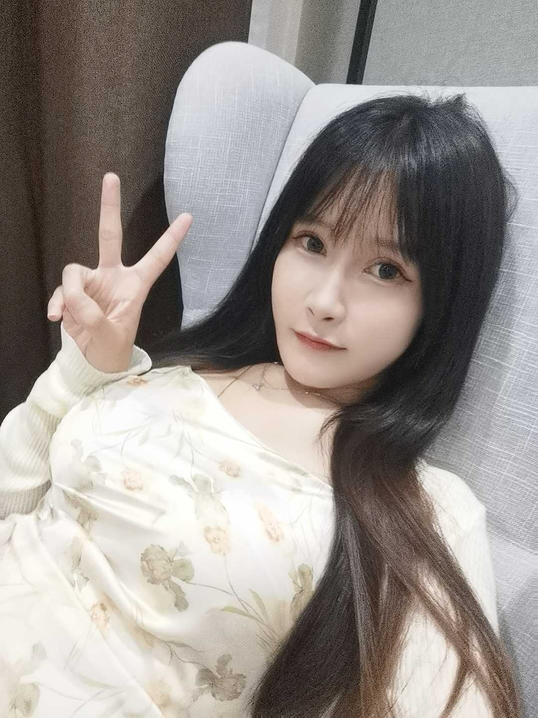 本人自己兼职 漂亮皮肤白