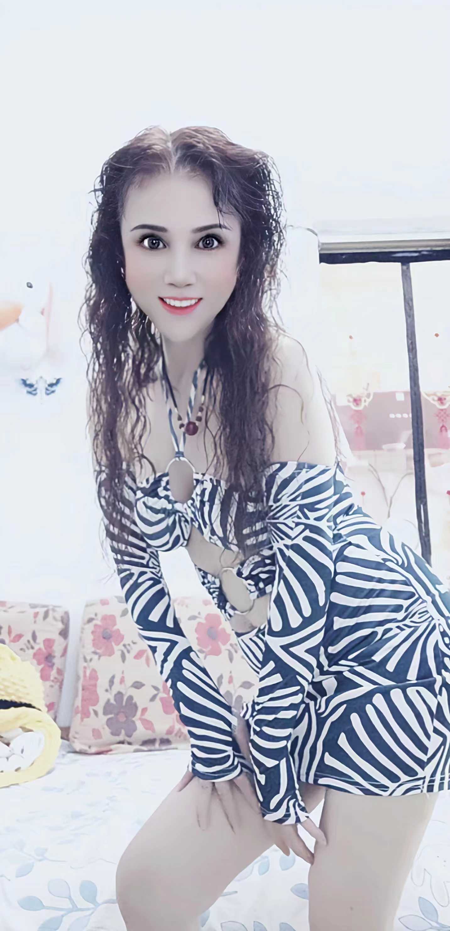 会一字马的熟女一枚